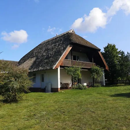 Ferienwohnung-im-gruenen-zwischen-binz-und-sellin Apartment *