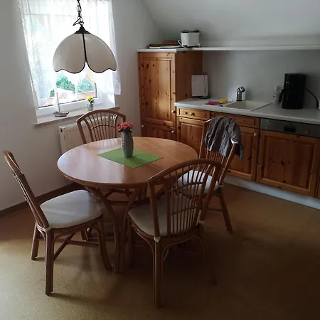 Ferienwohnung-im-gruenen-zwischen-binz-und-sellin * Zirkow
